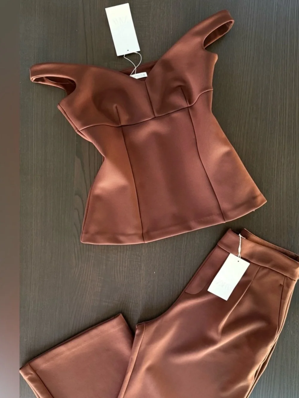 Zara NWT brown off shoulder top ONLY